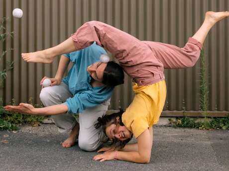 Cirque jeune public - Comme et pareil et Floe