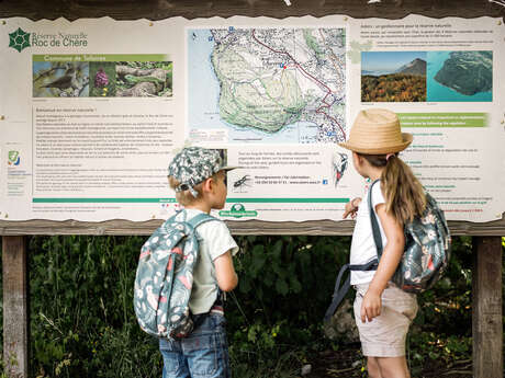 Sentier du Roc de Chère
