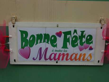 Train Restaurant de la fête des Mères