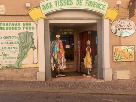 Aux Tissus de Fayence