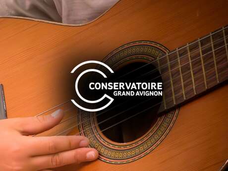 Concert des ensembles de guitare et de flûte