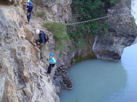 Via ferrata : Prends de la hauteur