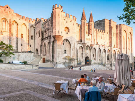 Excursion : Van Gogh et l'histoire en Provence - BJ1