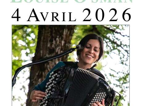 Louise O'Sman auf einem Konzert im Mouton Noir