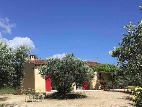 Bastidon dans les Oliviers