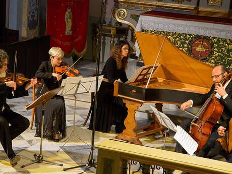 Ensemble Baroque de Nice - Les premiers Maîtres du Violon - Châteauneuf-Villevieille