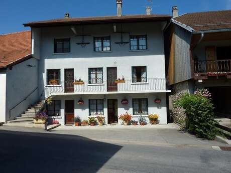 Appartement dans maison - 75m² - 2 chambres - Demiaux Josiane