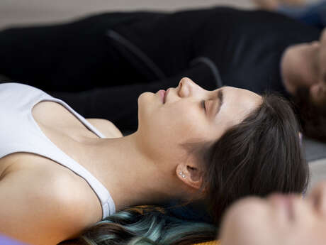 Monument en (pleine) forme - Yoga-nidrâ