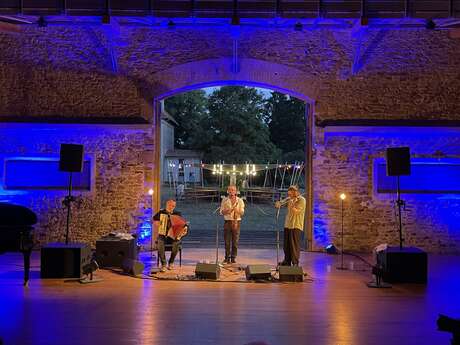 Bal traditionnel avec Ciac Boom