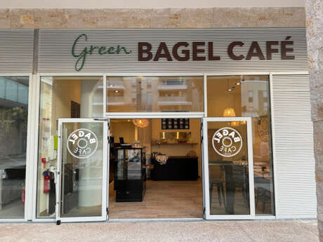 Green Bagel Café