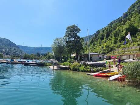 Voile sur le lac de Nantua