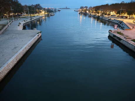 Parking du Cours Landrivon