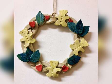 Cours de poterie atelier modelage d'argile