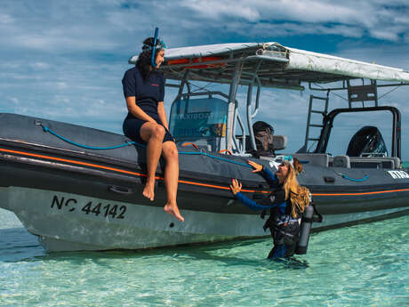 Scuba diving baptism - Atao Taxiboat