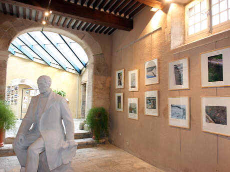 Maison Fléchier - Musée des Traditions Comtadines