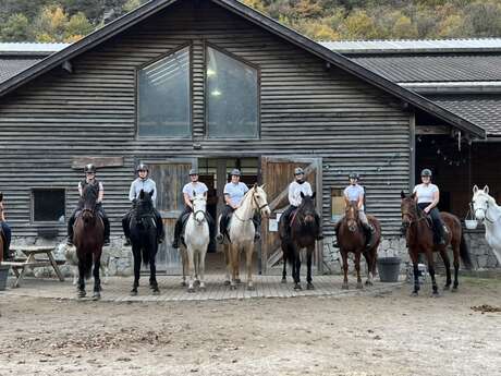 Equitation avec les écuries du Montcalm