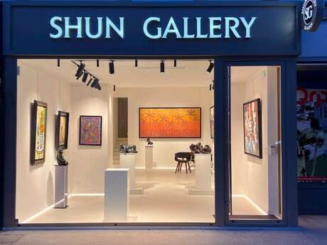 Shun Gallery
