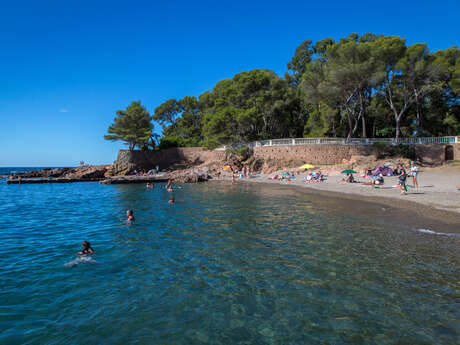 Plage de Boulouris