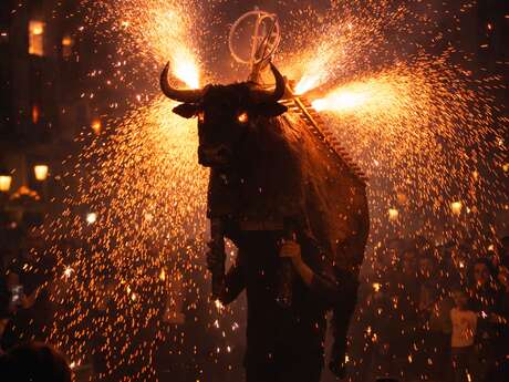 Toro de fuego - Féria de Pâques