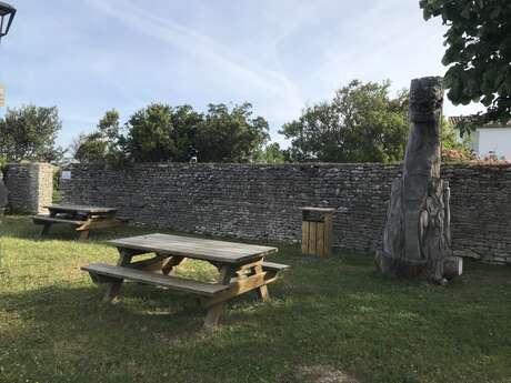 Townhall's picnic area