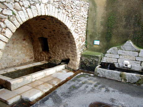 Fontaine-lavoir du Paty