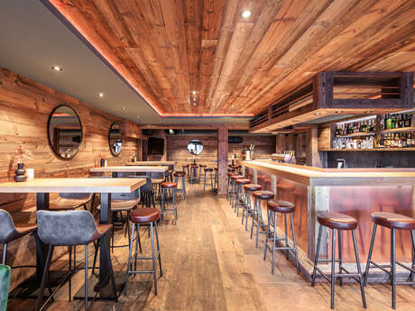 No 8 Bed & Bar