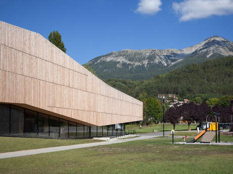 Plaine Sportive et aire de jeux de Seyne les Alpes