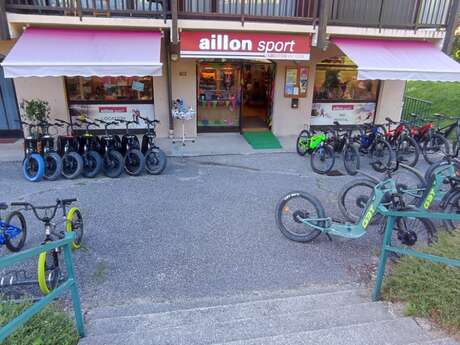 Aillon Sport Eté - Location VTT électriques / Trottinette / Via Ferrata / Spéléorando + Vente
