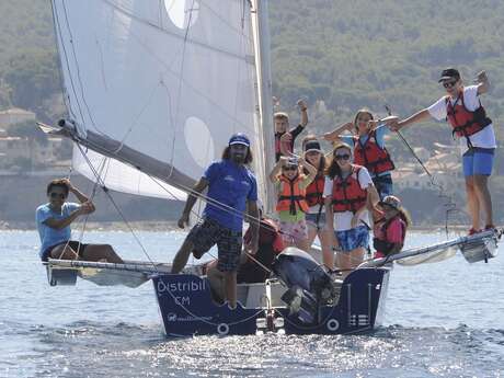 Balade en mer sur un voilier