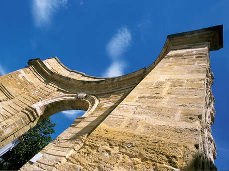 La Porte d'Arles