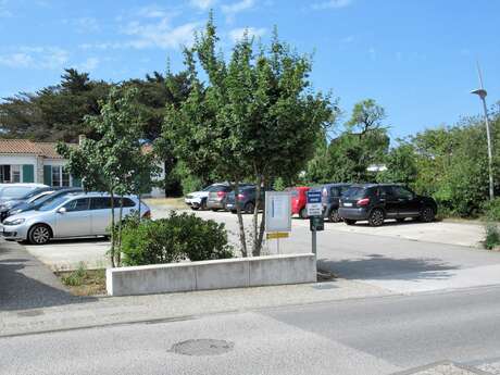 Parkplatz des Rathauses von Rivedoux