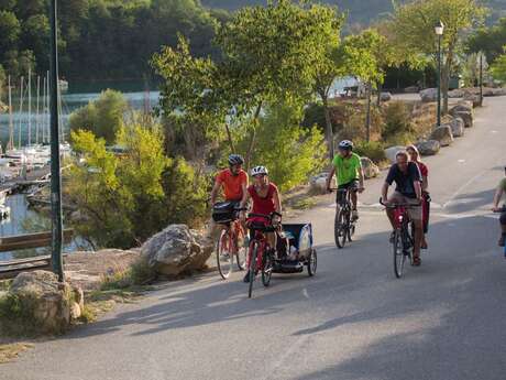 GRÉOUX-LES-BAINS - Au fil de l'eau à vélo - Etape 1