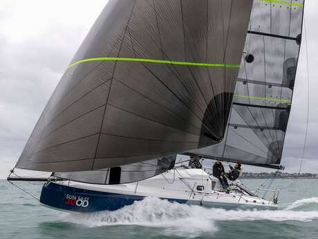 Championnats du monde en double mixte offshore de la classe C30