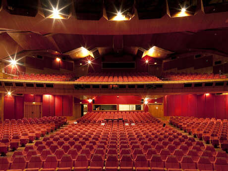 Théâtre Palais Stéphanie, JW Marriott Cannes