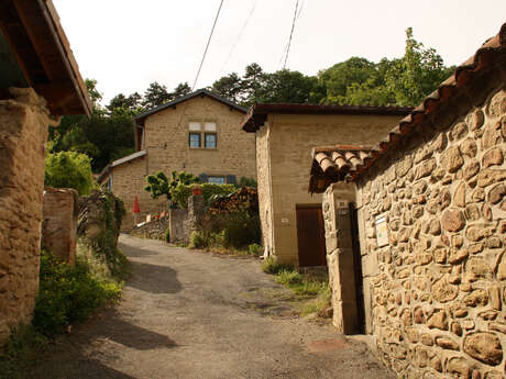 De Charmes au bois de Bard