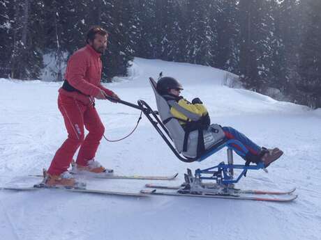 Betreutes alpines Handskifahren - Angepasste Aktivität PMR