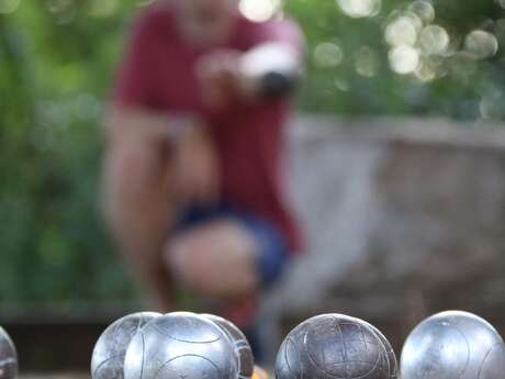 Concours de pétanque