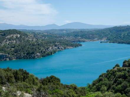 Lac d'Esparron - Saint-Julien Plage