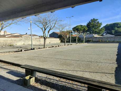 Boulodrome - La Flotte pétanque court