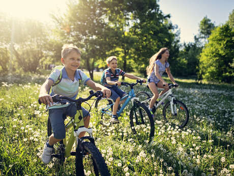 Septi'Bike : Encadrement et balade en vélo Enduro  / Vélo Enduro électrique, adulte et enfant