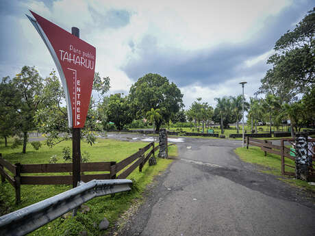 Plage de Taharu'u