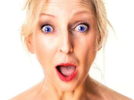 Seule en scène - Marine Le Clézio dans "Votre Corps Me Parle"