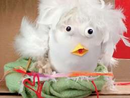 Spectacle "Petite poule blanche s'en va faire le tour de la terre"