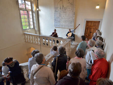 Visite en musique de l'abbaye d'Ambronay