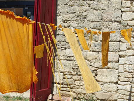 C'est l'été à Salagon : Atelier Teinture végétale