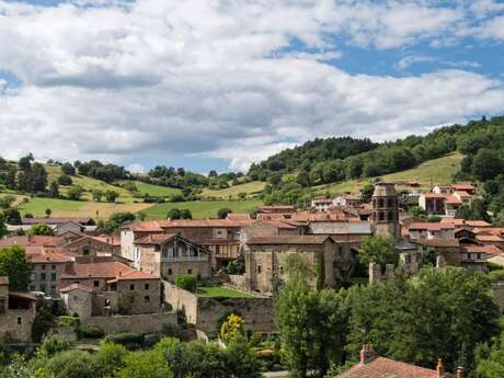 Marchés animés de producteurs et artisans locaux