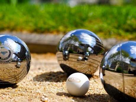 Concours de pétanque