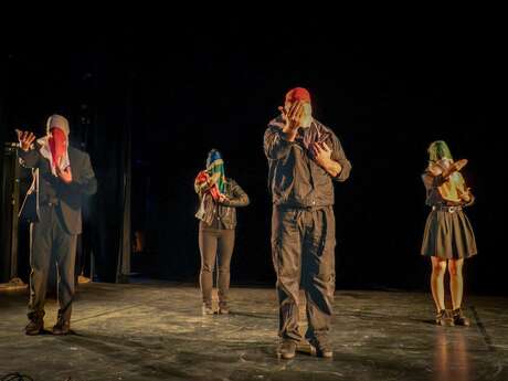 Biennale de danse Apt 2025 /je suis/ CIE Evolvesi