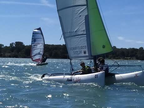 Activités voile avec Nauticlub