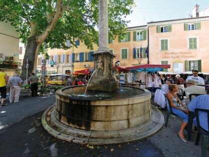 Marché du samedi (20 exposants) Du 1 janv au 31 déc 2024